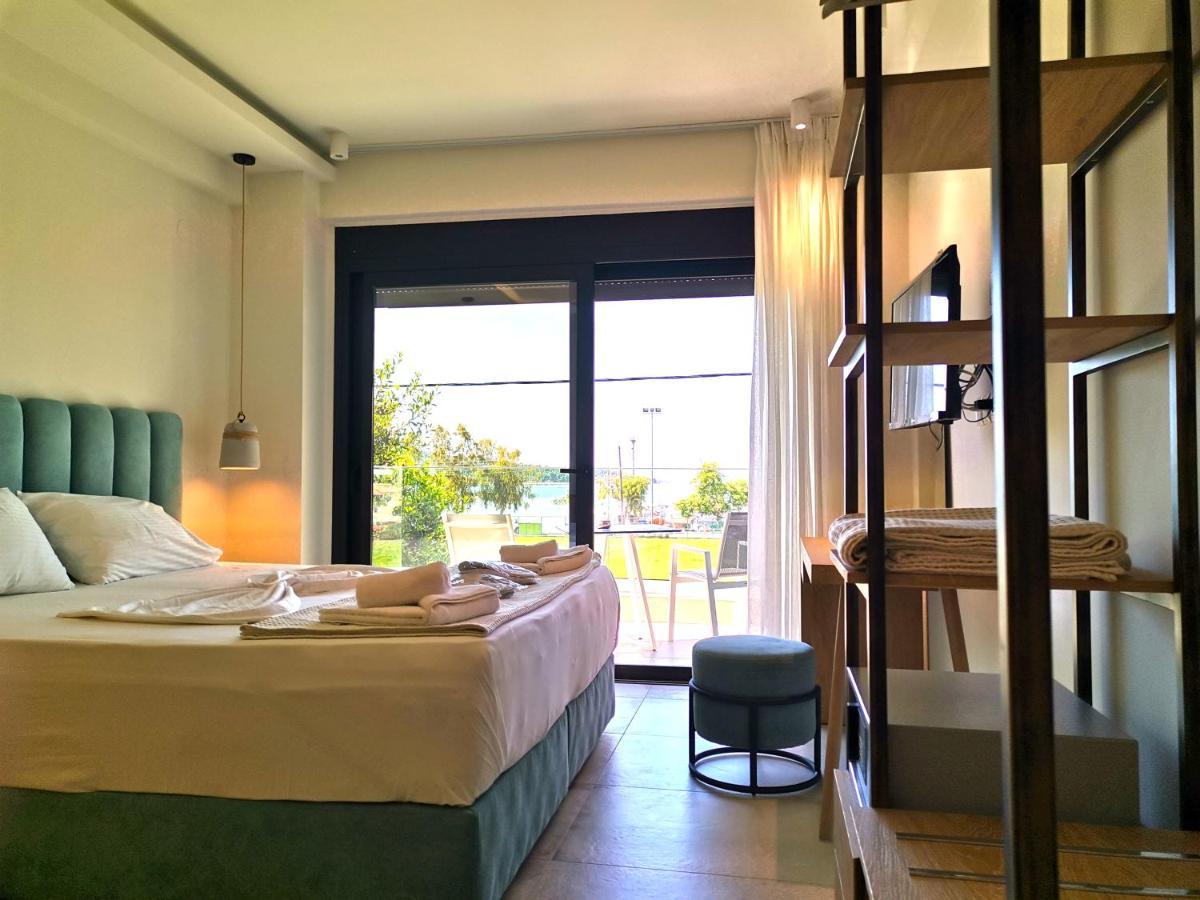 Thetis Boutique Apartments Neos Marmaras Eksteriør bilde