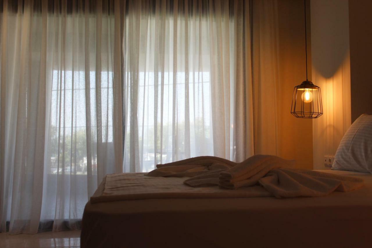 Thetis Boutique Apartments Neos Marmaras Eksteriør bilde